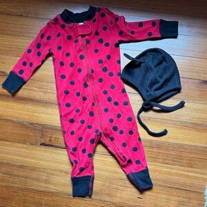 Hanna Andersson | Red and Black Ladybug Footie Pajamas 3-6 mo